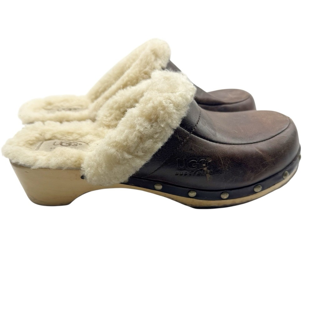 UGG Australia  Women's Kalie Brown Leather Sheepskin Studded Wooden Clogs US5